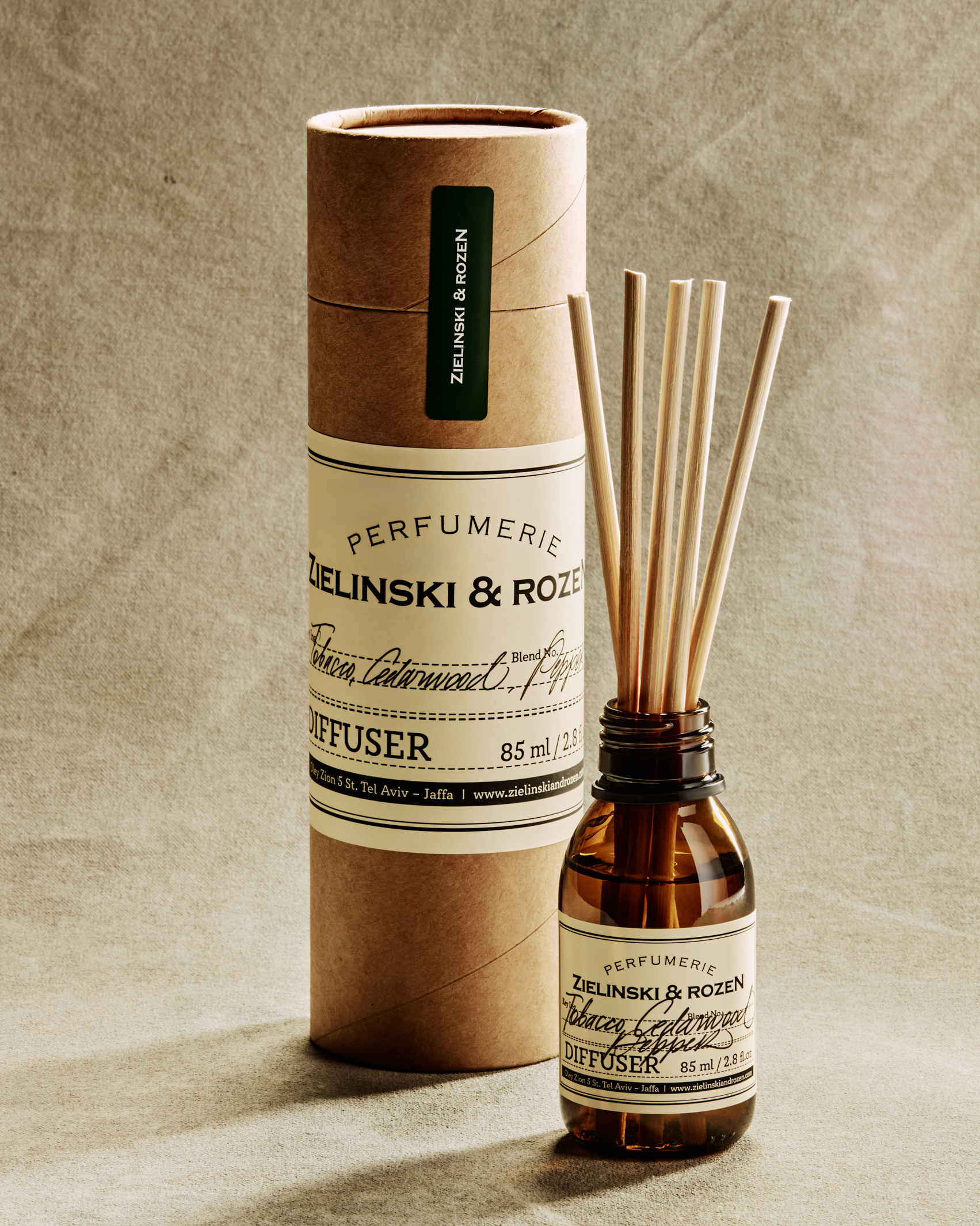 Tobacco, Cedarwood, Pepper – Zielinski & Rozen Europe