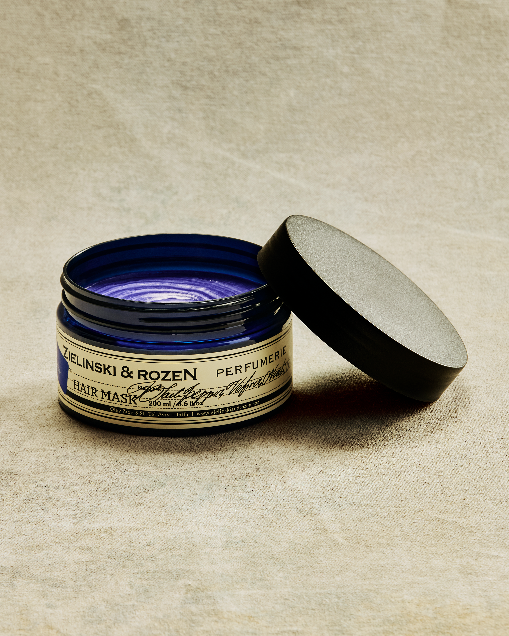 Black Pepper, Vetiver, Neroli, Amber – Zielinski & Rozen Europe