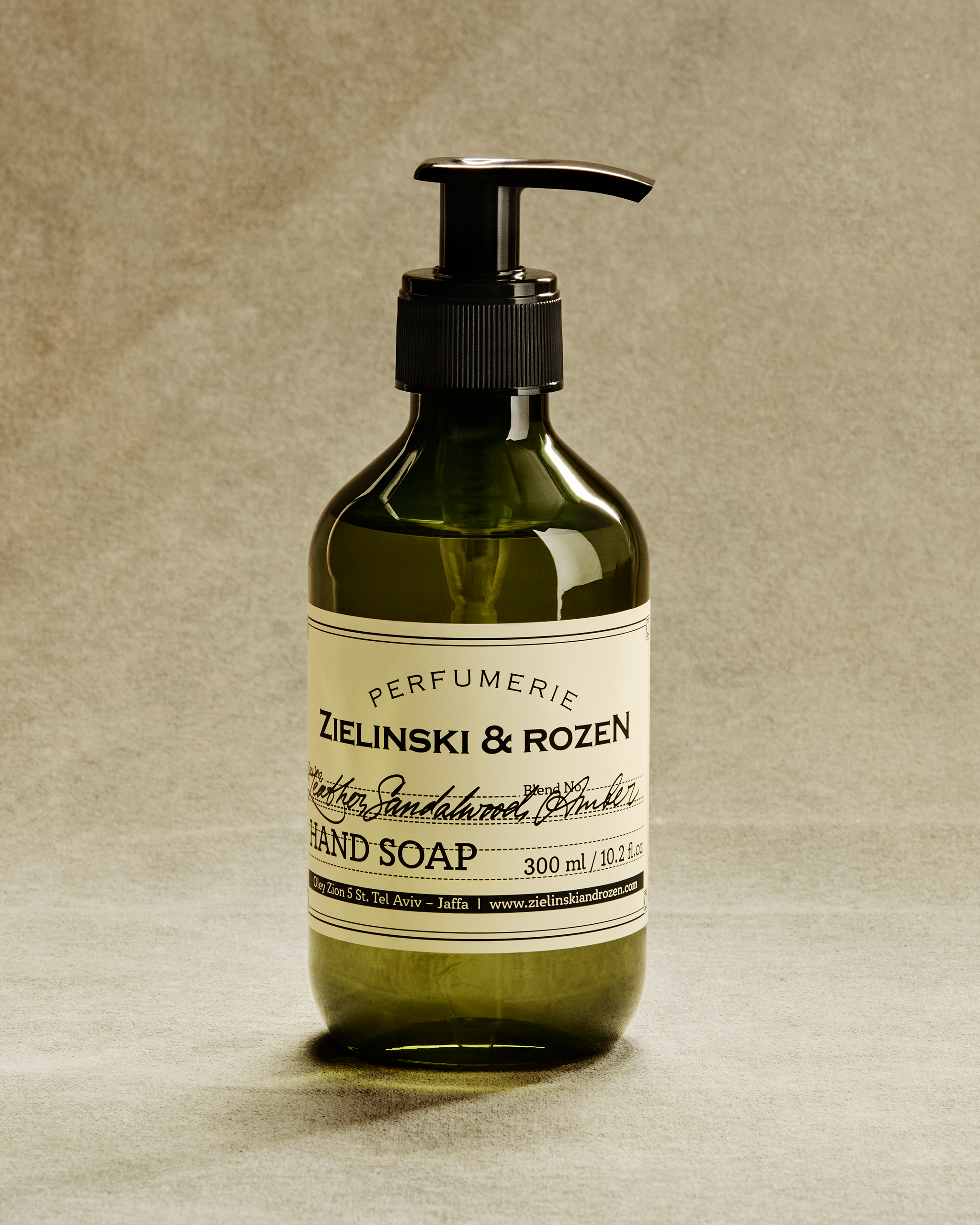 LiquidsoapLeather_Sandalwood_A LiquidsoapLeather_Sandalwood_A
