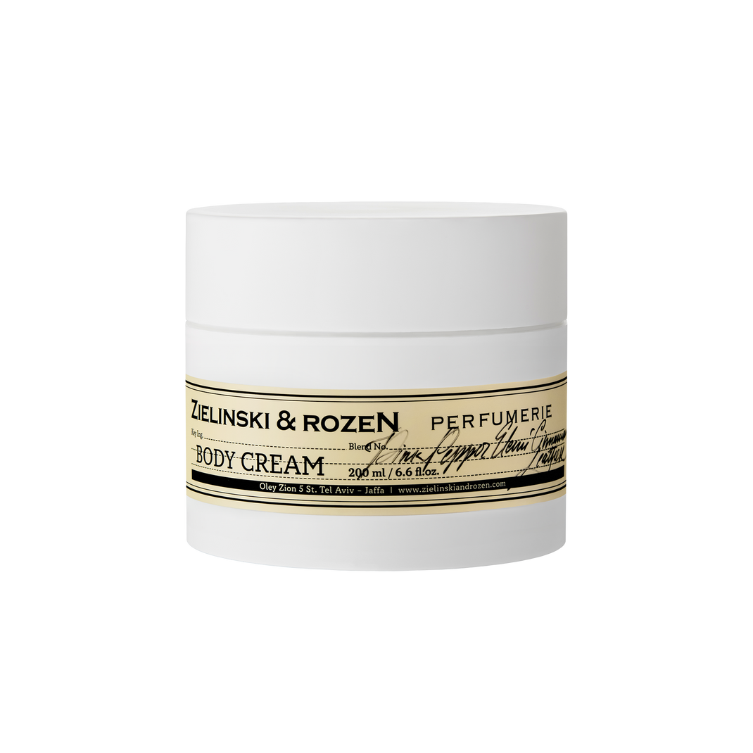 Pink Pepper, Elemi, Cinnamon, Leather