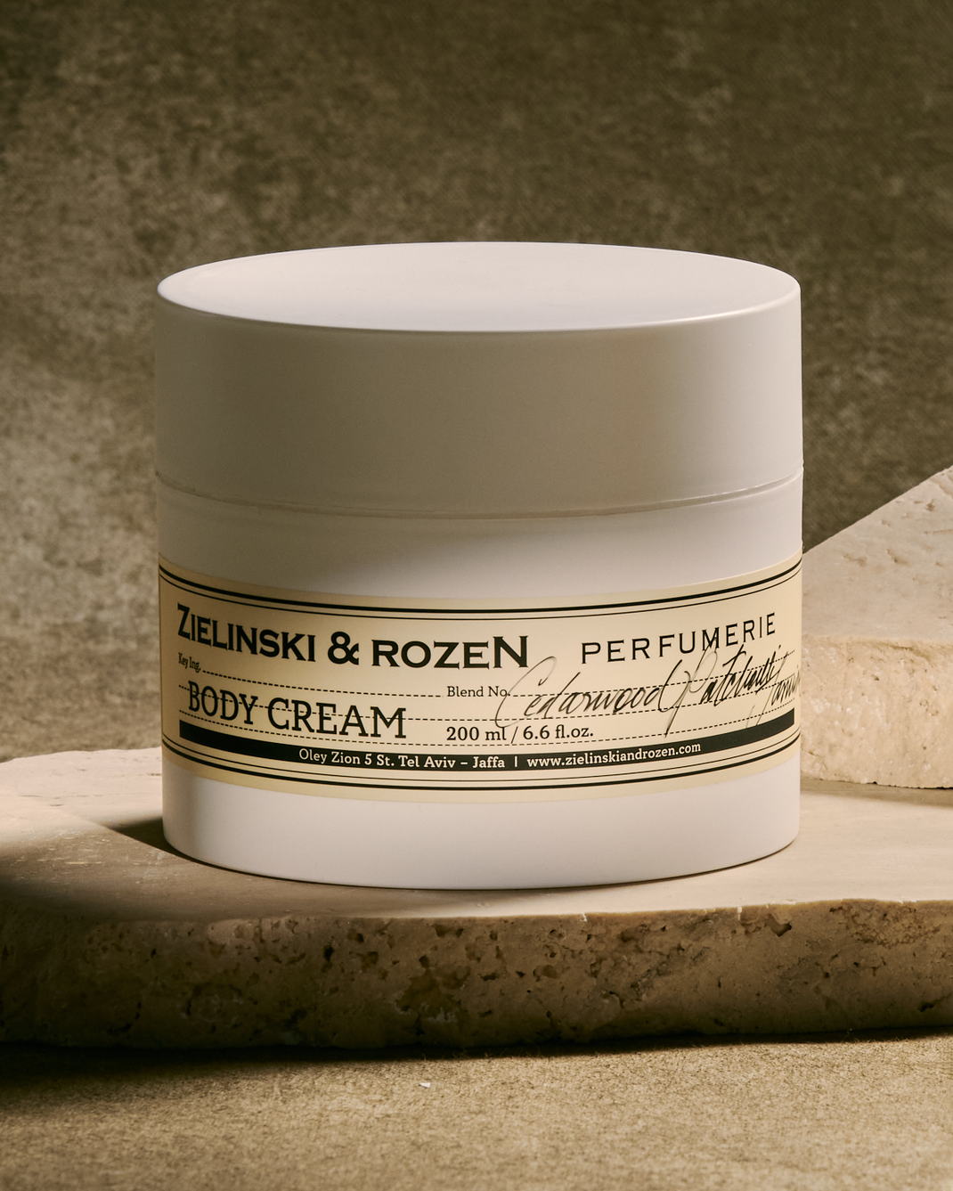 Cedarwood, Patchouli, Jasmine