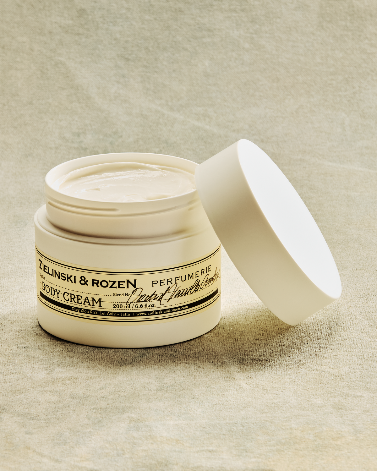 Orchid, Vanilla, Amber – Zielinski & Rozen Europe