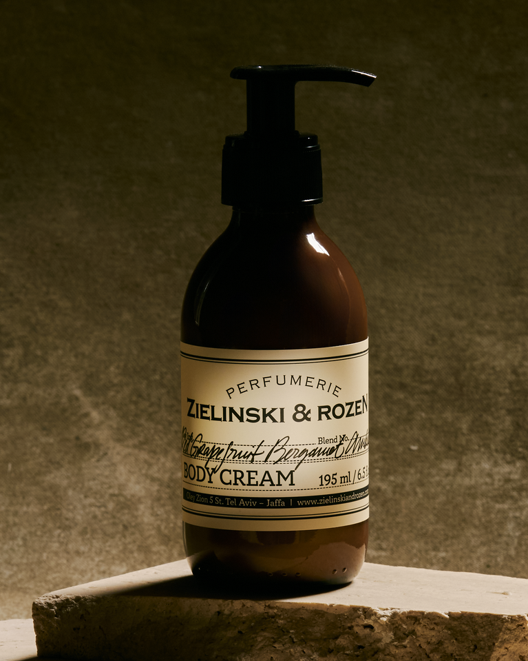 Red grapefruit, Bergamot, Amber