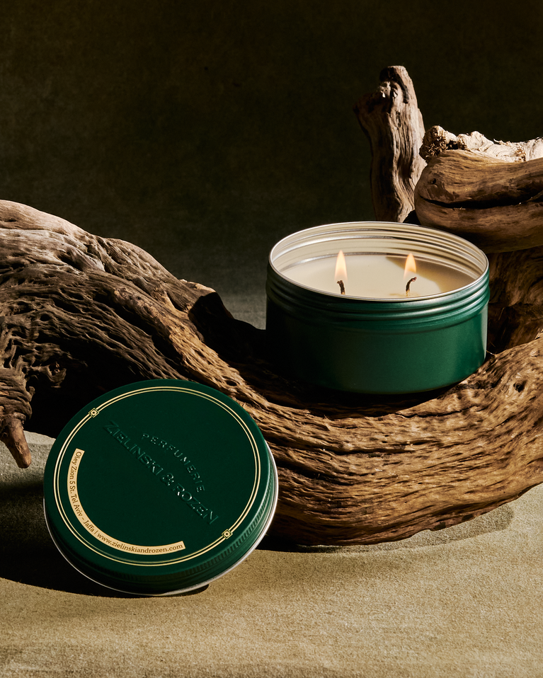 Black Pepper, Vetiver, Neroli, Amber
