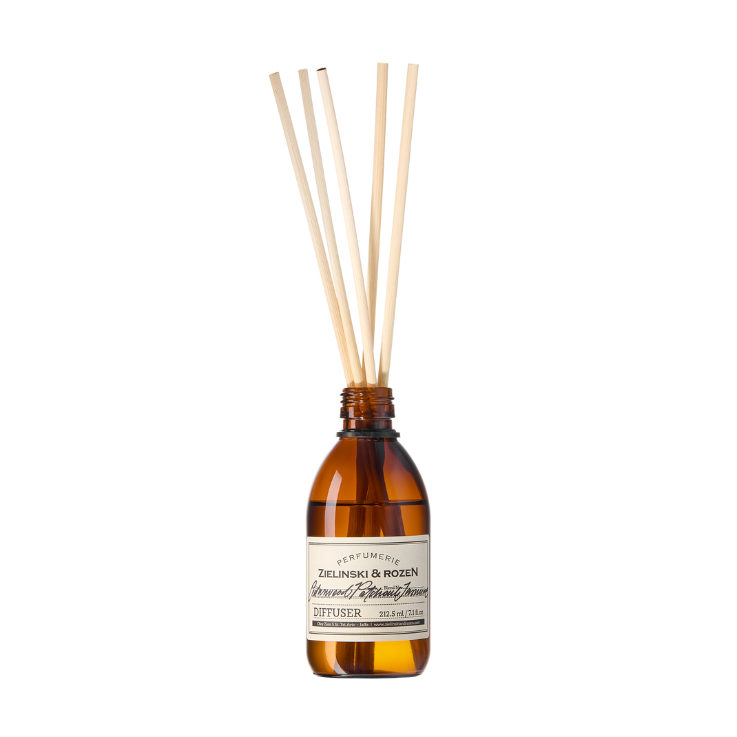 Cedarwood, Patchouli, Jasmine