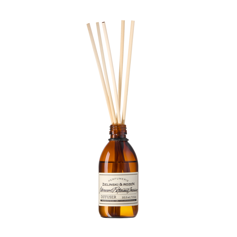 Cedarwood, Patchouli, Jasmine