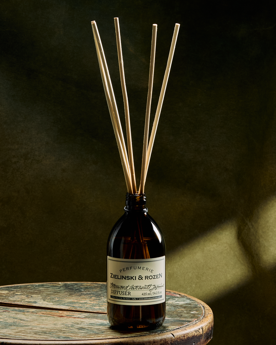 Cedarwood, Patchouli, Jasmine