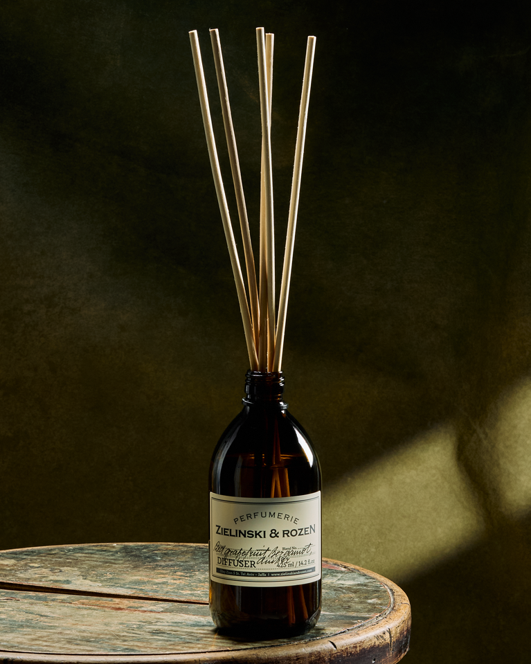 Red grapefruit, Bergamot, Amber