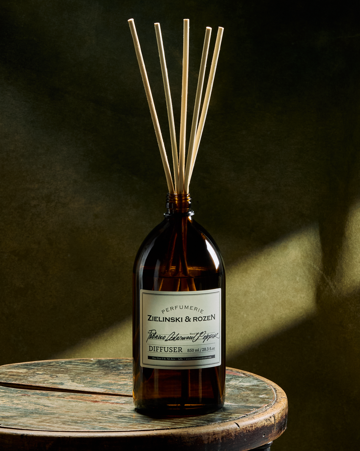 Tobacco, Cedarwood, Pepper