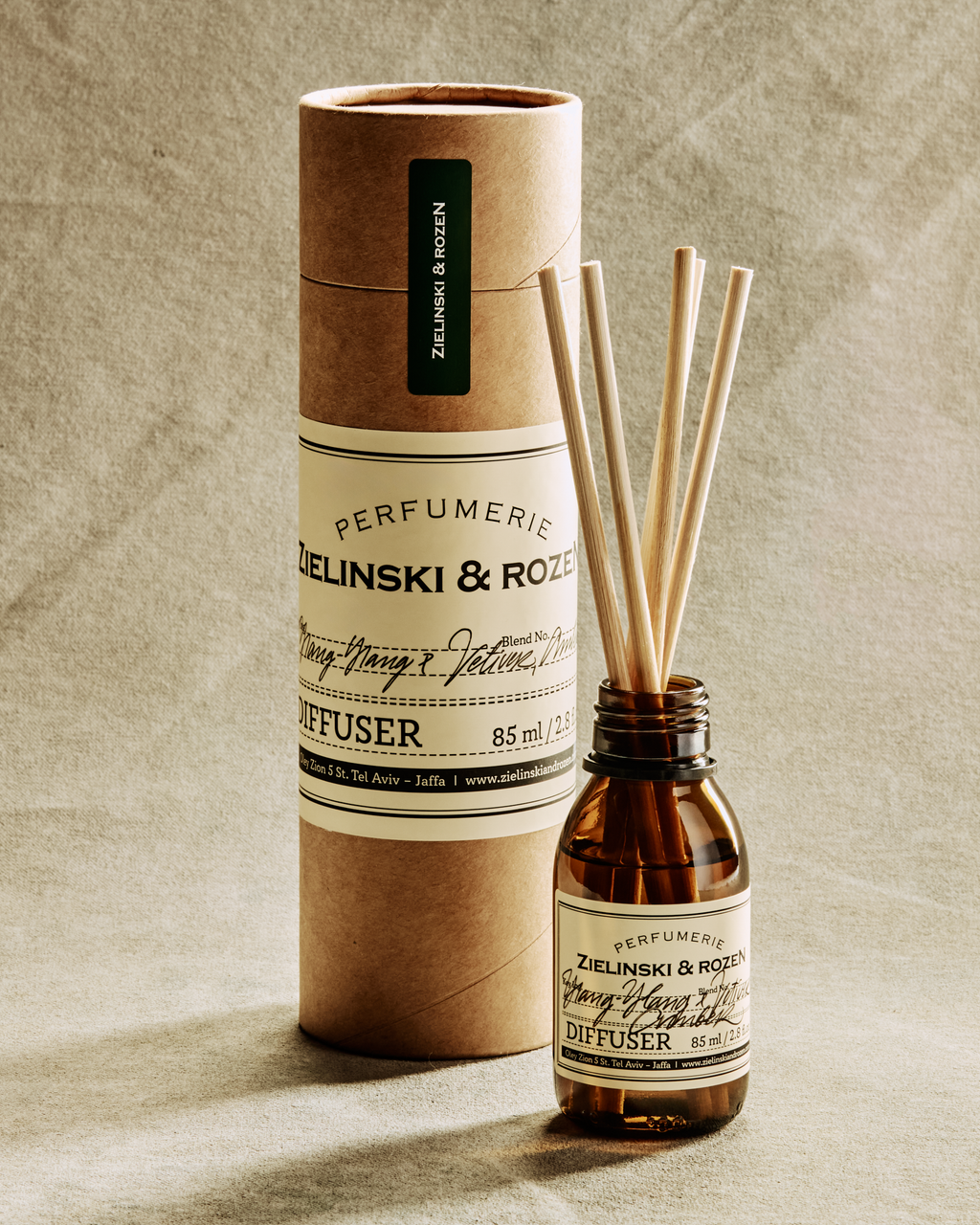 Ylang-Ylang, Vetiver, Amber