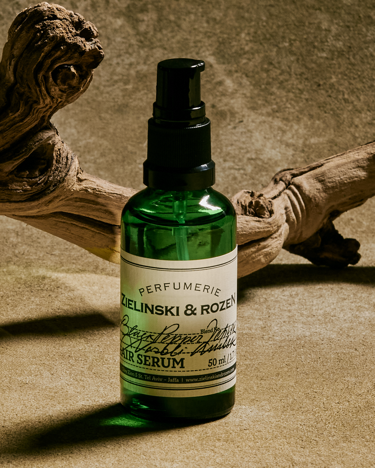 Black Pepper, Vetiver, Neroli, Amber