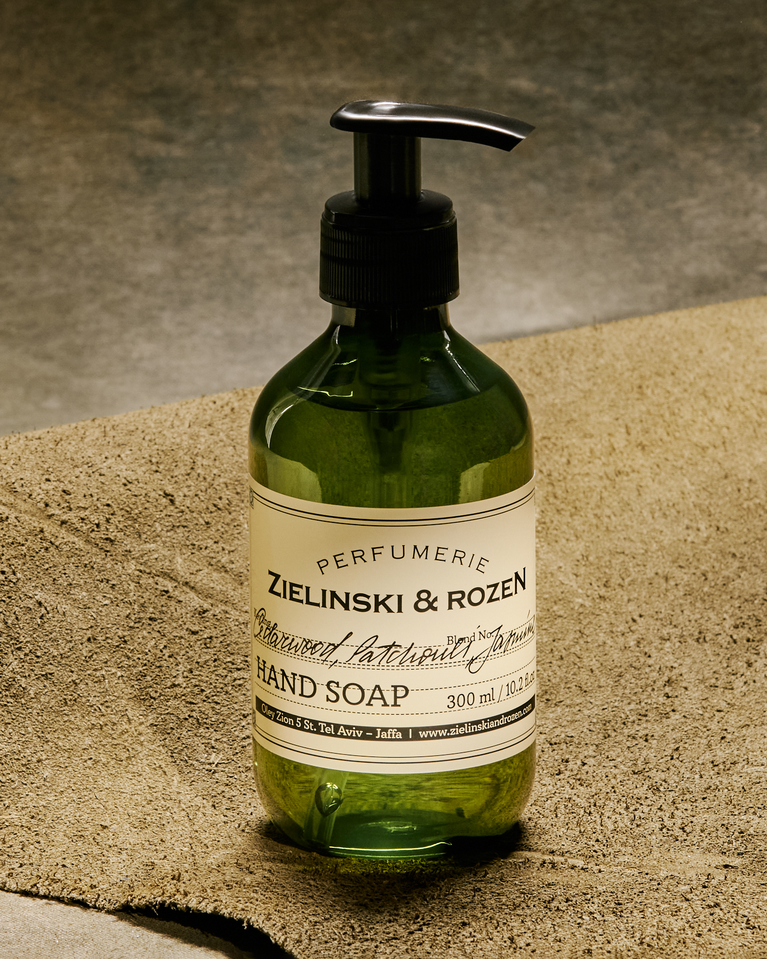 Cedarwood, Patchouli, Jasmine