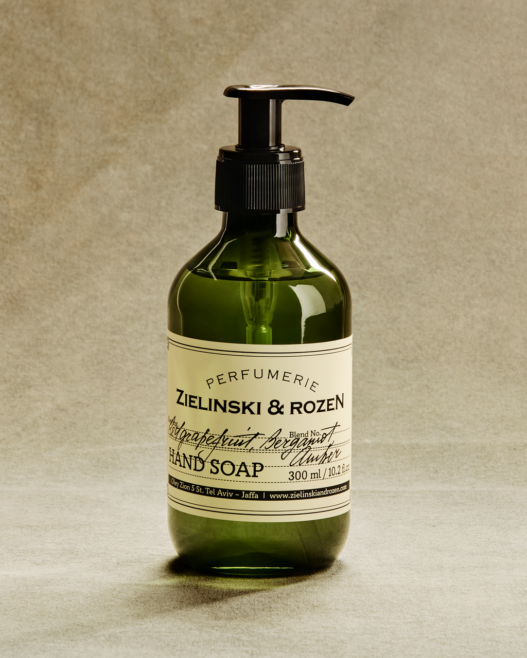 Red grapefruit, Bergamot, Amber