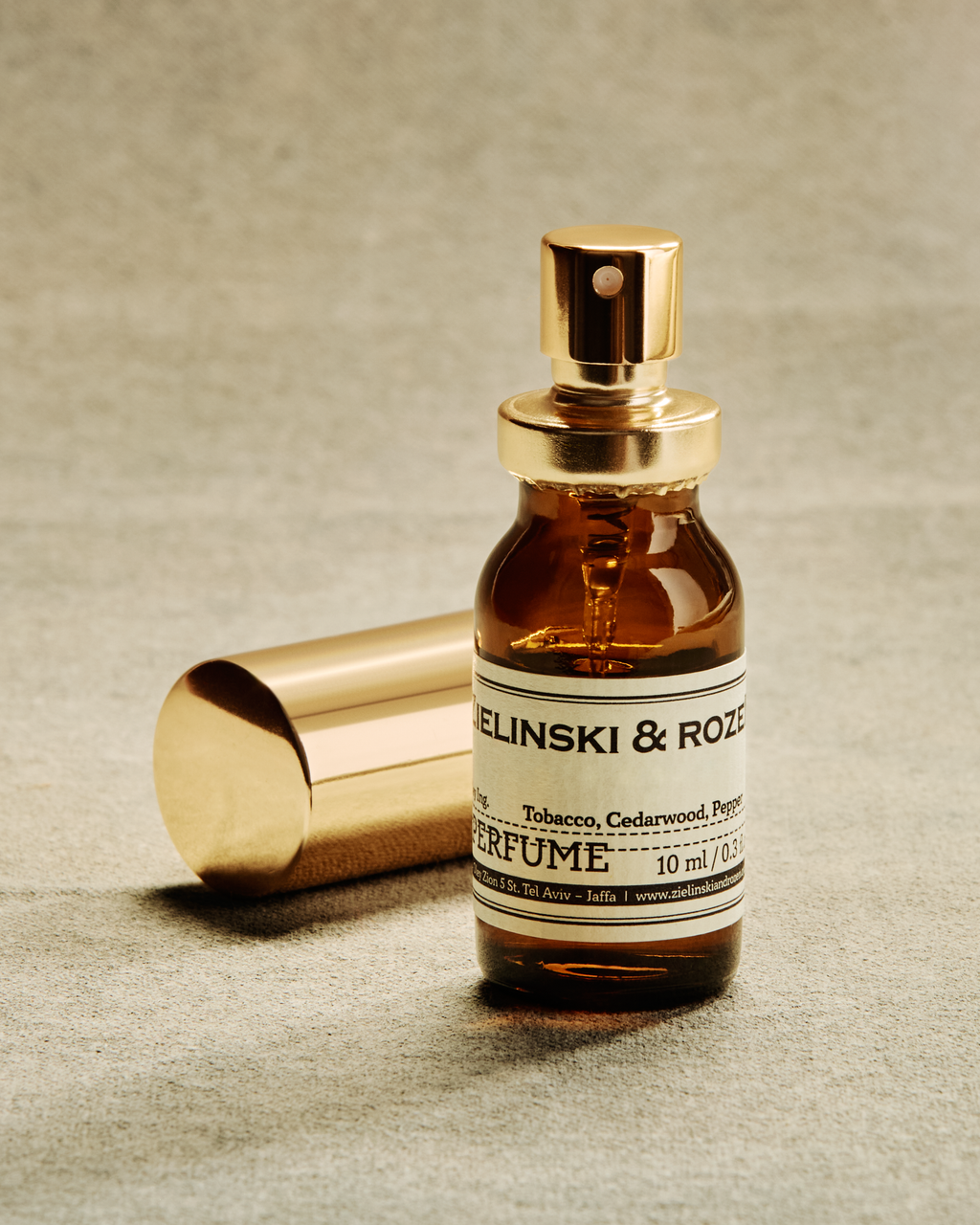 Tobacco, Cedarwood, Pepper