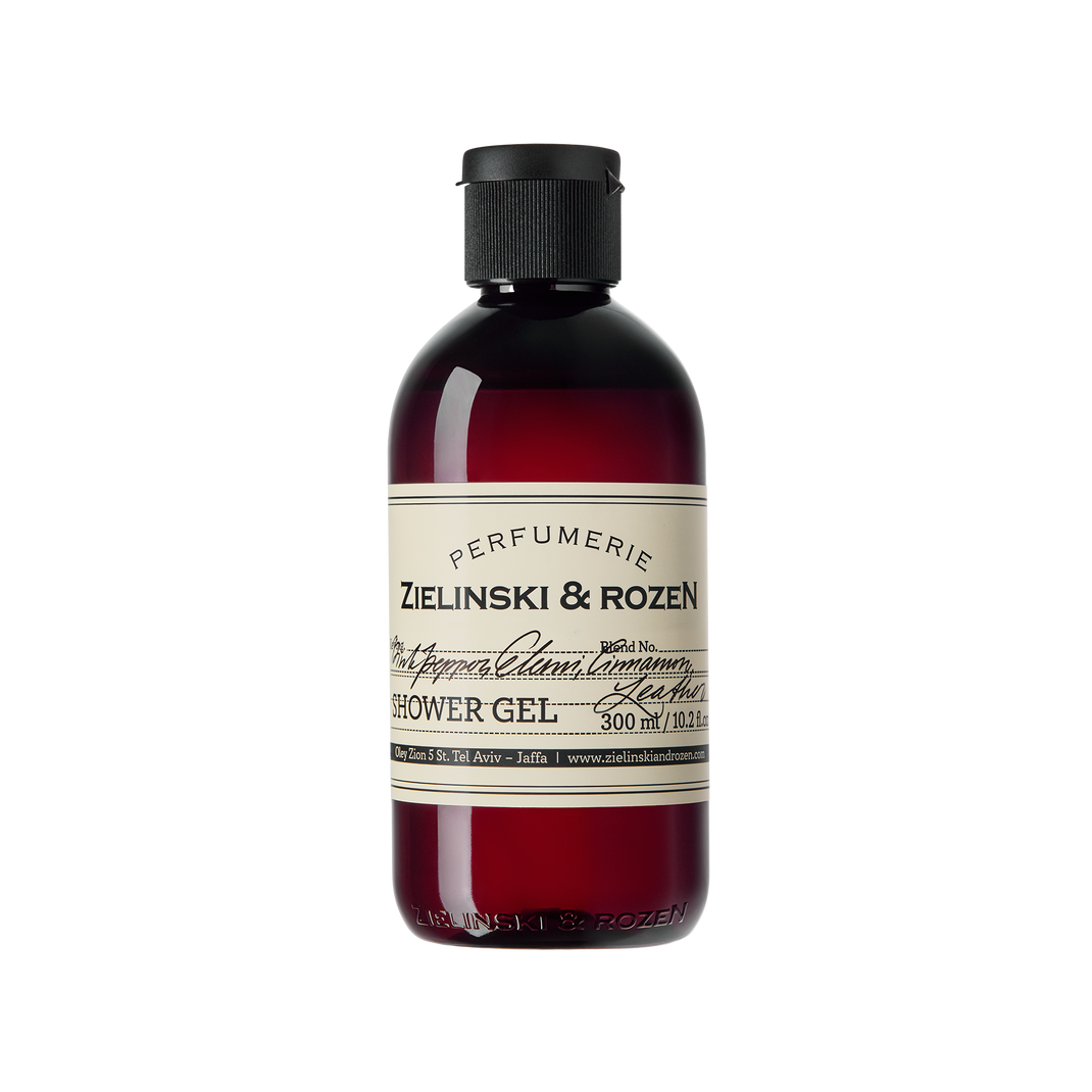 Pink Pepper, Elemi, Cinnamon, Leather