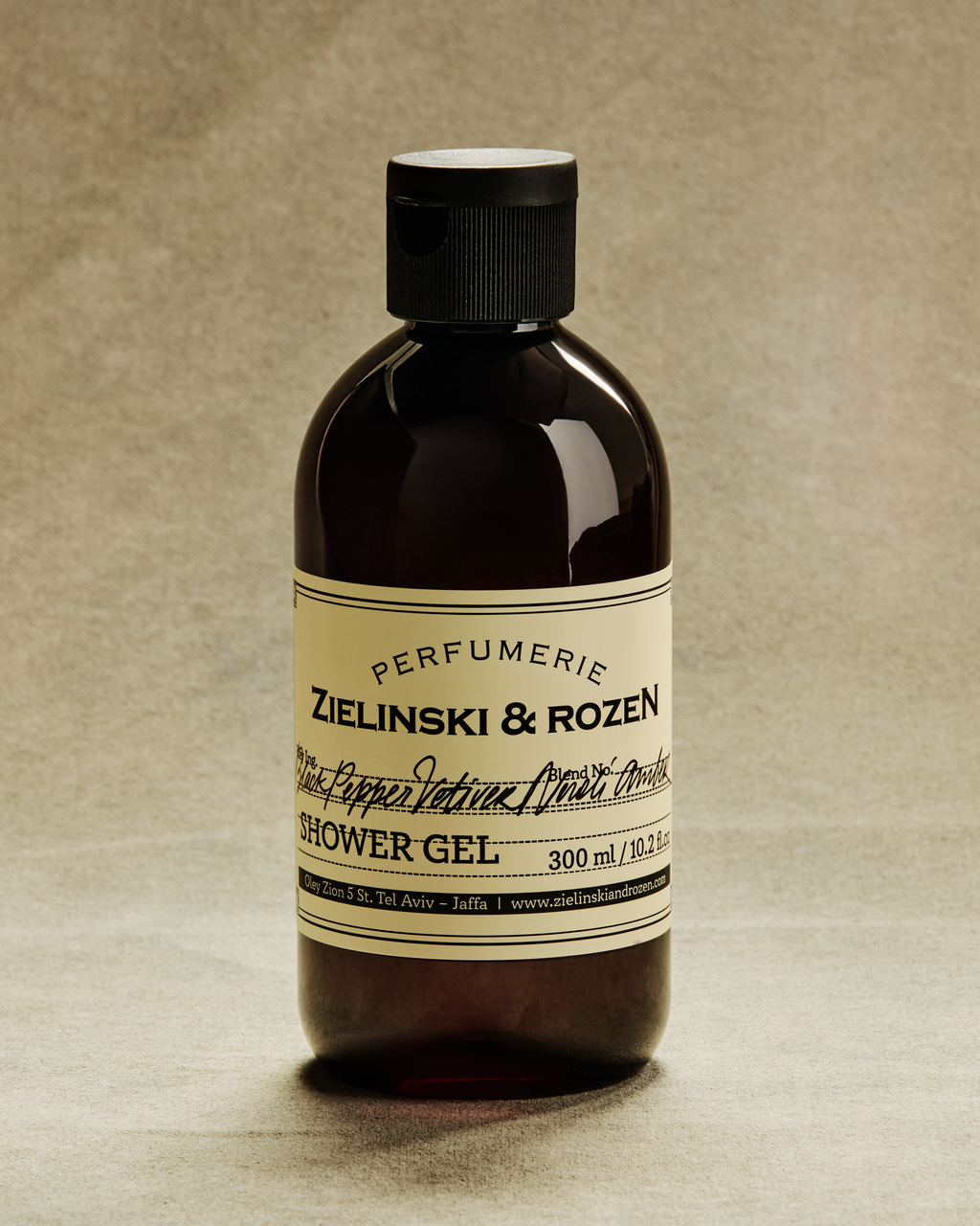 Black Pepper, Vetiver, Neroli, Amber