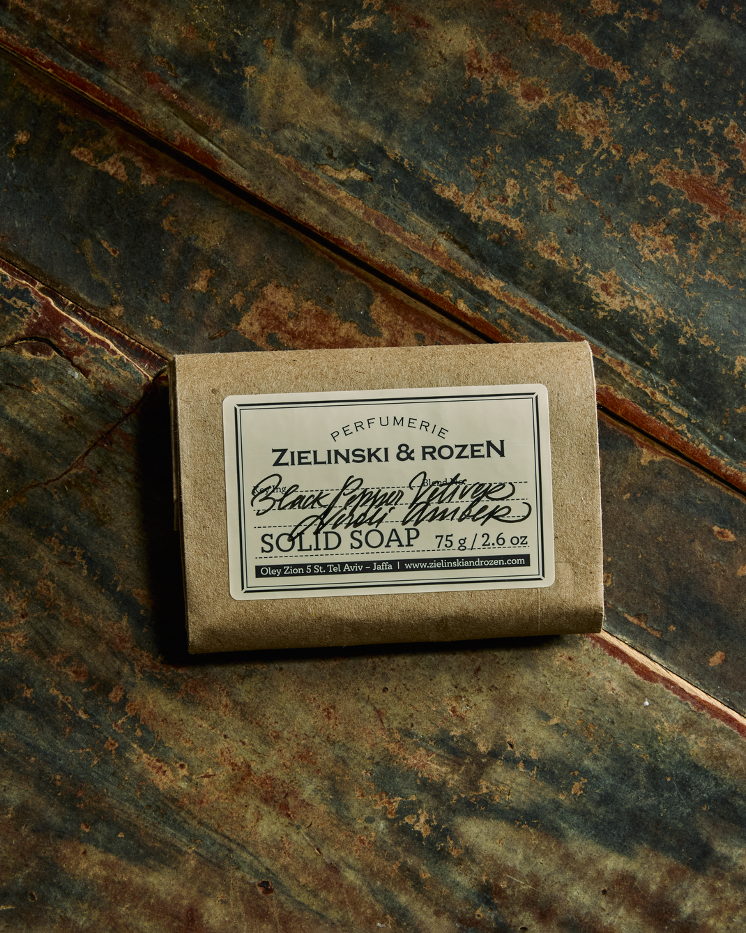 Schwarzer Pfeffer, Vetiver, Neroli, Amber