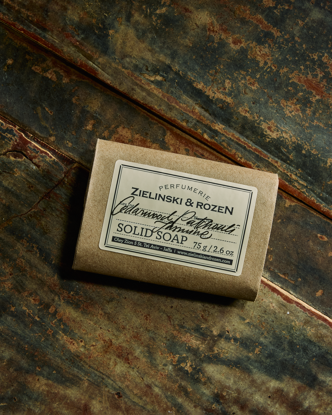Cedarwood, Patchouli, Jasmine