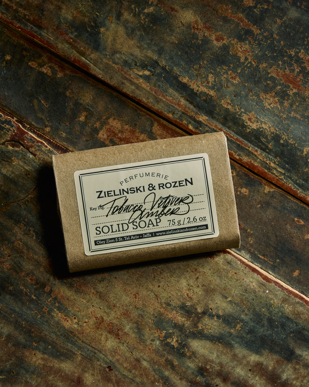 Tobacco, Vetiver, Amber